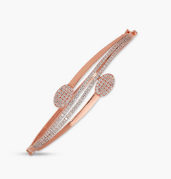 The Wonderous Rose Bracelet